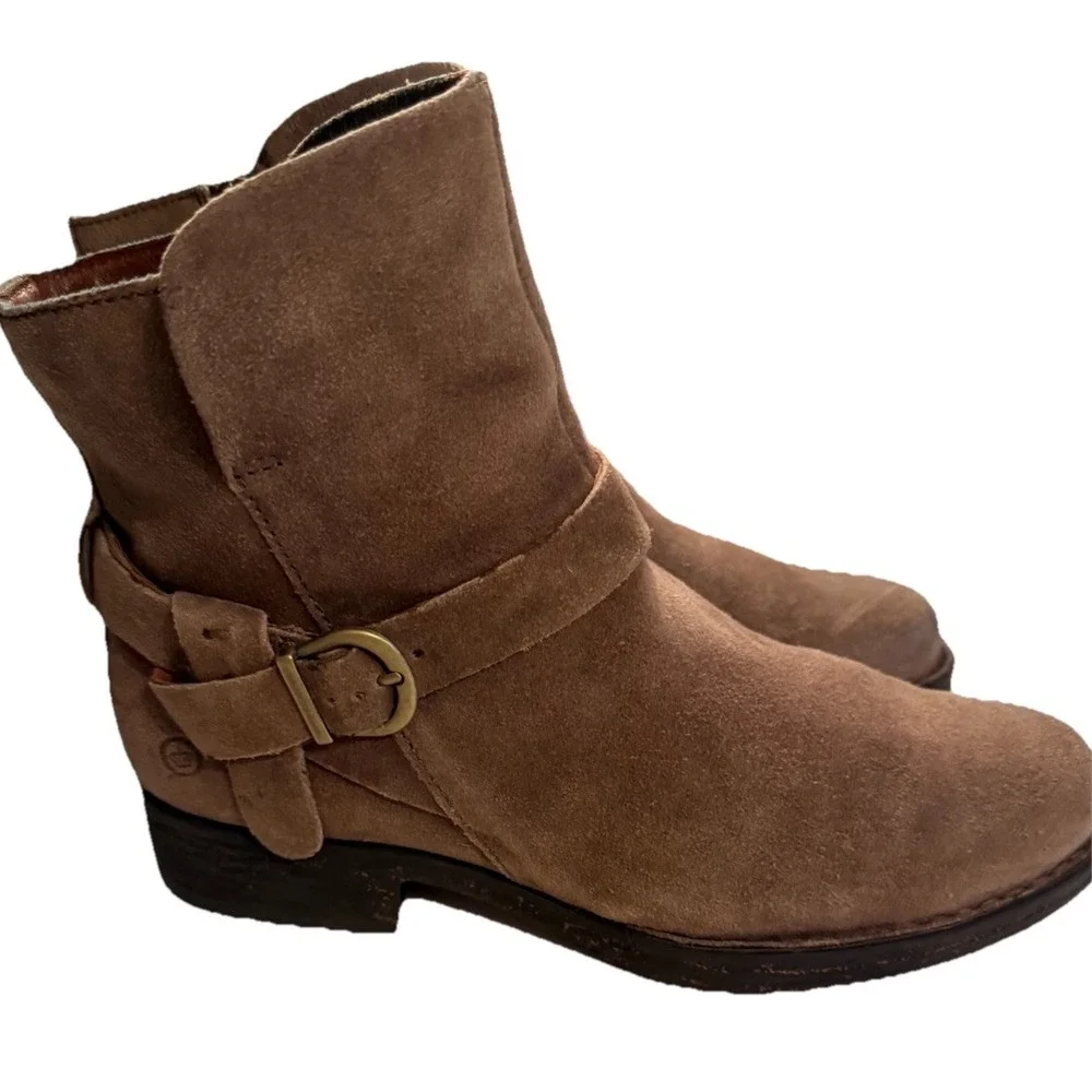 Born Shoes Womens Size 8.5 Brown Suede Syd Buckle Strap Ankle Boots‎ Plaid Lined